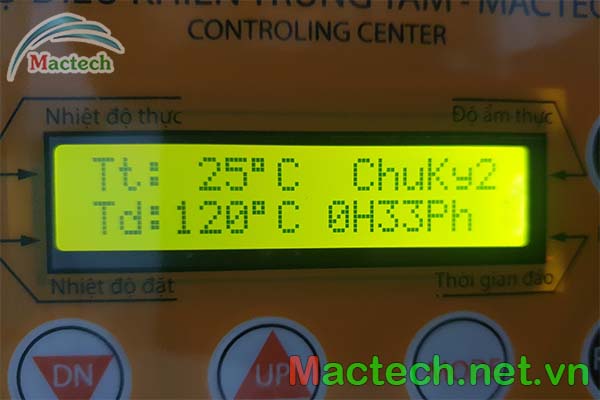 Màn hình LCD trên máy sấy Mactech